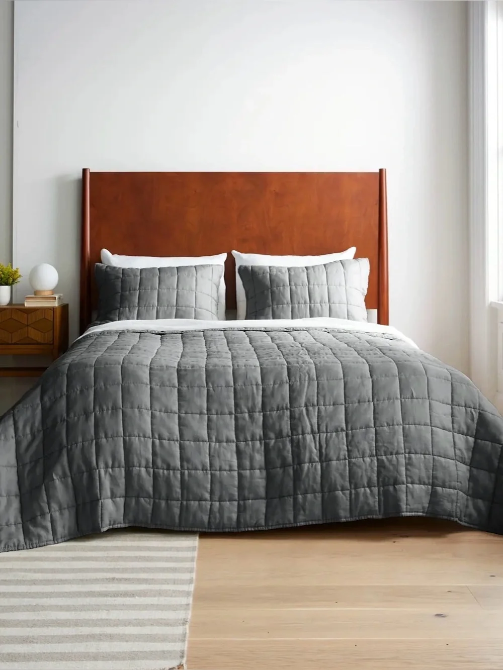 Quince 100% Linen Quilt and Shams